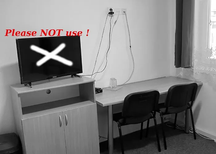 Guest house Austrian Business Centrum Ufo Einsteinova 3*