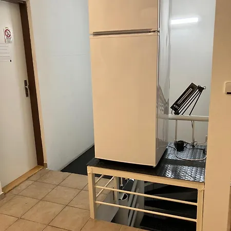 招待所 Austrian Business Ufo Einsteinova 3*