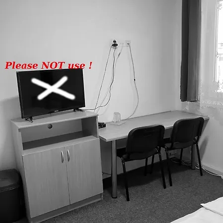 招待所 Austrian Business Ufo Einsteinova 3*