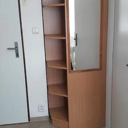 Konukevi Austrian Business Ufo Einsteinova