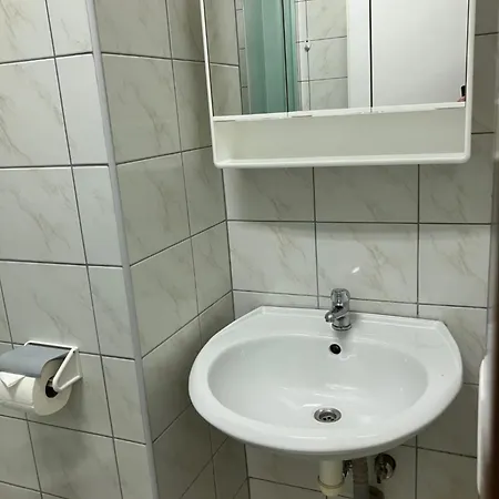 Austrian Business Ufo Einsteinova Konukevi 3*